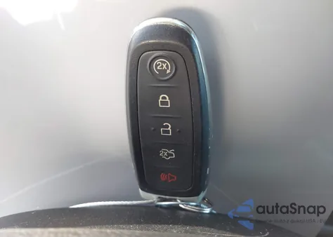 2014 Ford Escape Titanium z USA, uszkodzony, nr VIN 1FMCU9J93EUD13221